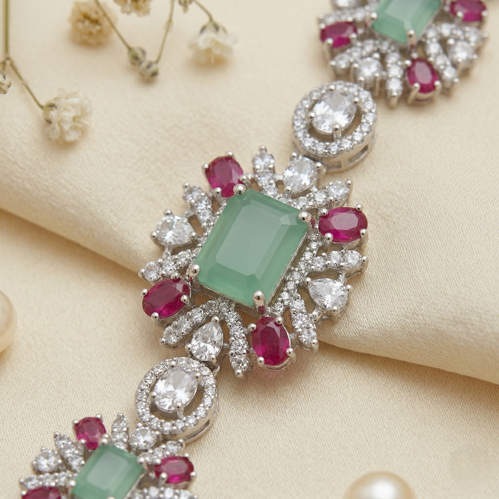Mayura Necklace Set