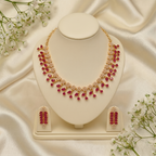 Pearl & Petal Necklace Set