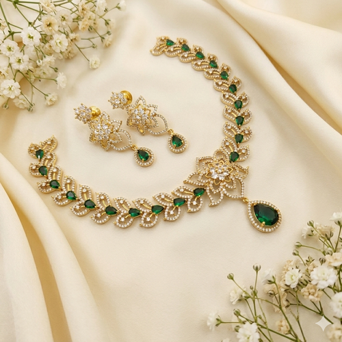 Crimson Vine Necklace Set