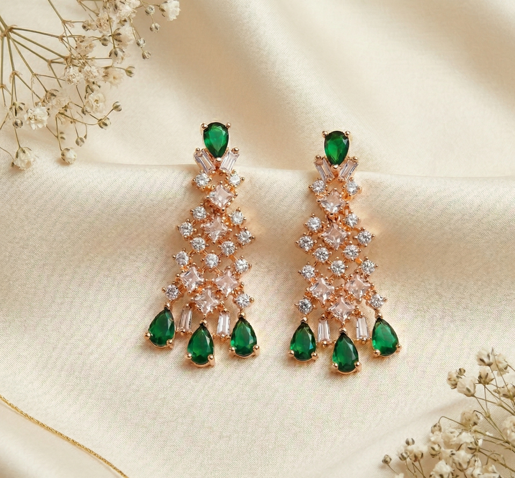 Emerald Glow Necklace Set